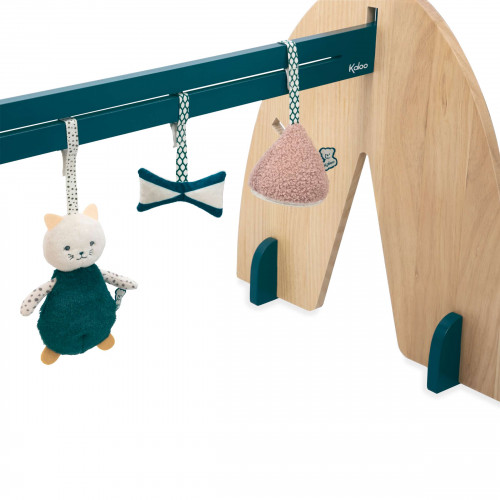 Arche d'éveil en bois avec jouets